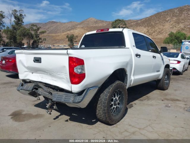 Photo 3 VIN: 5TFEY5F15HX223973 - TOYOTA TUNDRA 