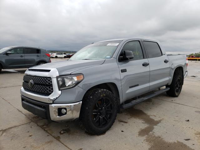 Photo 1 VIN: 5TFEY5F15JX235790 - TOYOTA TUNDRA CRE 