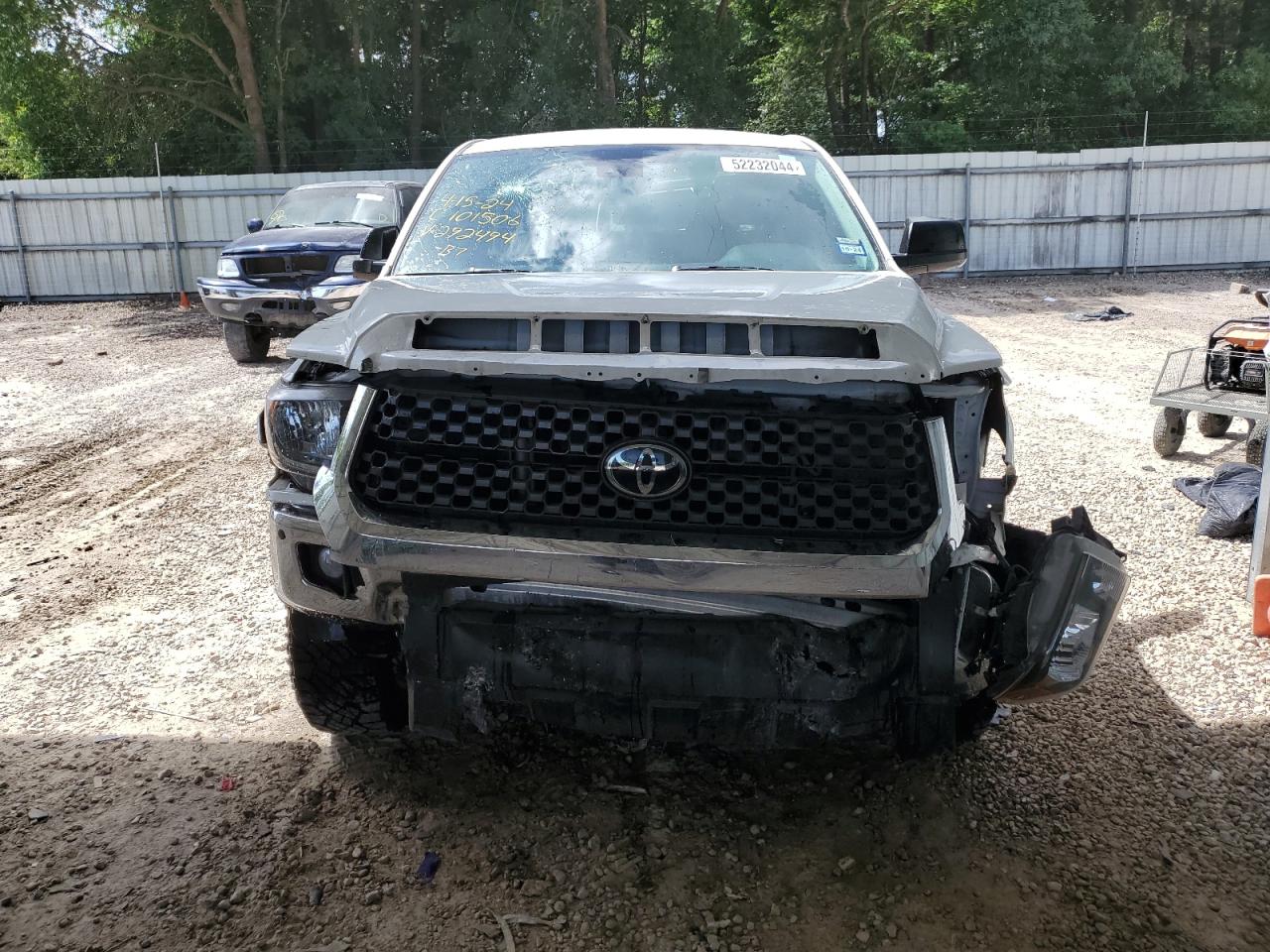 Photo 4 VIN: 5TFEY5F15MX292494 - TOYOTA TUNDRA 