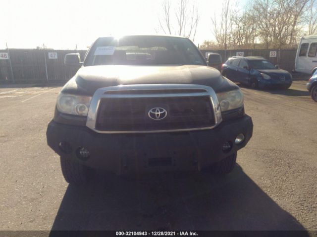 Photo 5 VIN: 5TFEY5F16AX091361 - TOYOTA TUNDRA 2WD TRUCK 