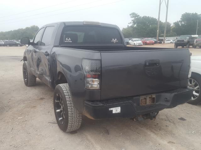 Photo 2 VIN: 5TFEY5F16BX108502 - TOYOTA TUNDRA CRE 