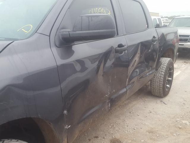 Photo 8 VIN: 5TFEY5F16BX108502 - TOYOTA TUNDRA CRE 