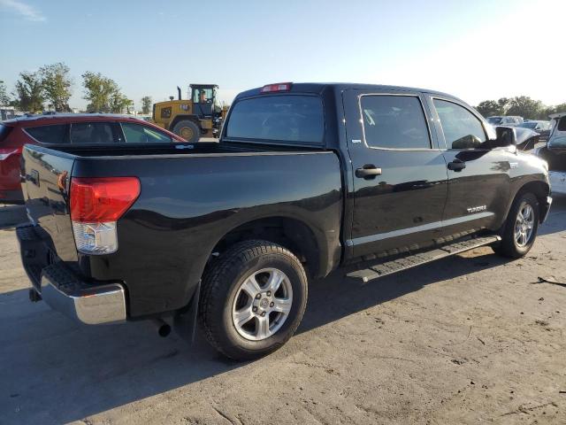 Photo 2 VIN: 5TFEY5F16CX131375 - TOYOTA TUNDRA CRE 