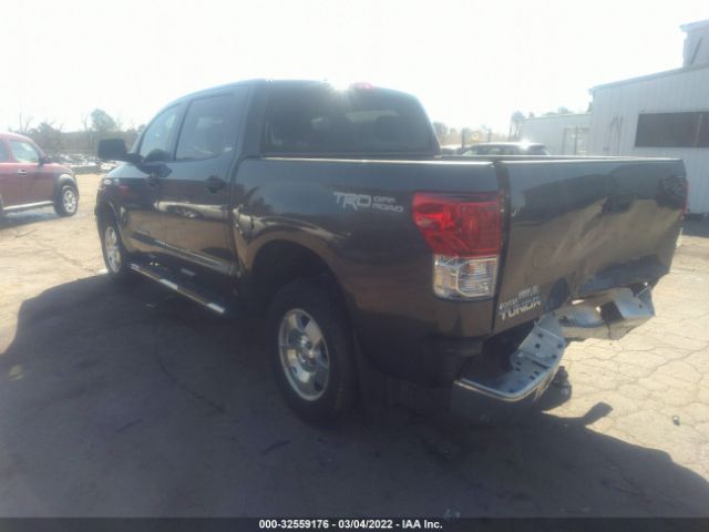 Photo 2 VIN: 5TFEY5F16DX145746 - TOYOTA TUNDRA 2WD TRUCK 