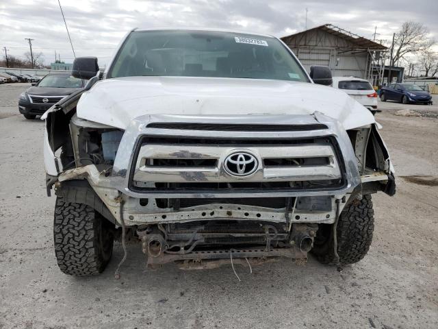 Photo 4 VIN: 5TFEY5F16DX147058 - TOYOTA TUNDRA CRE 