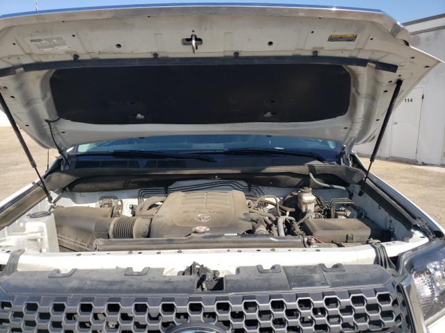 Photo 6 VIN: 5TFEY5F16JX232042 - TOYOTA TUNDRA CRE 