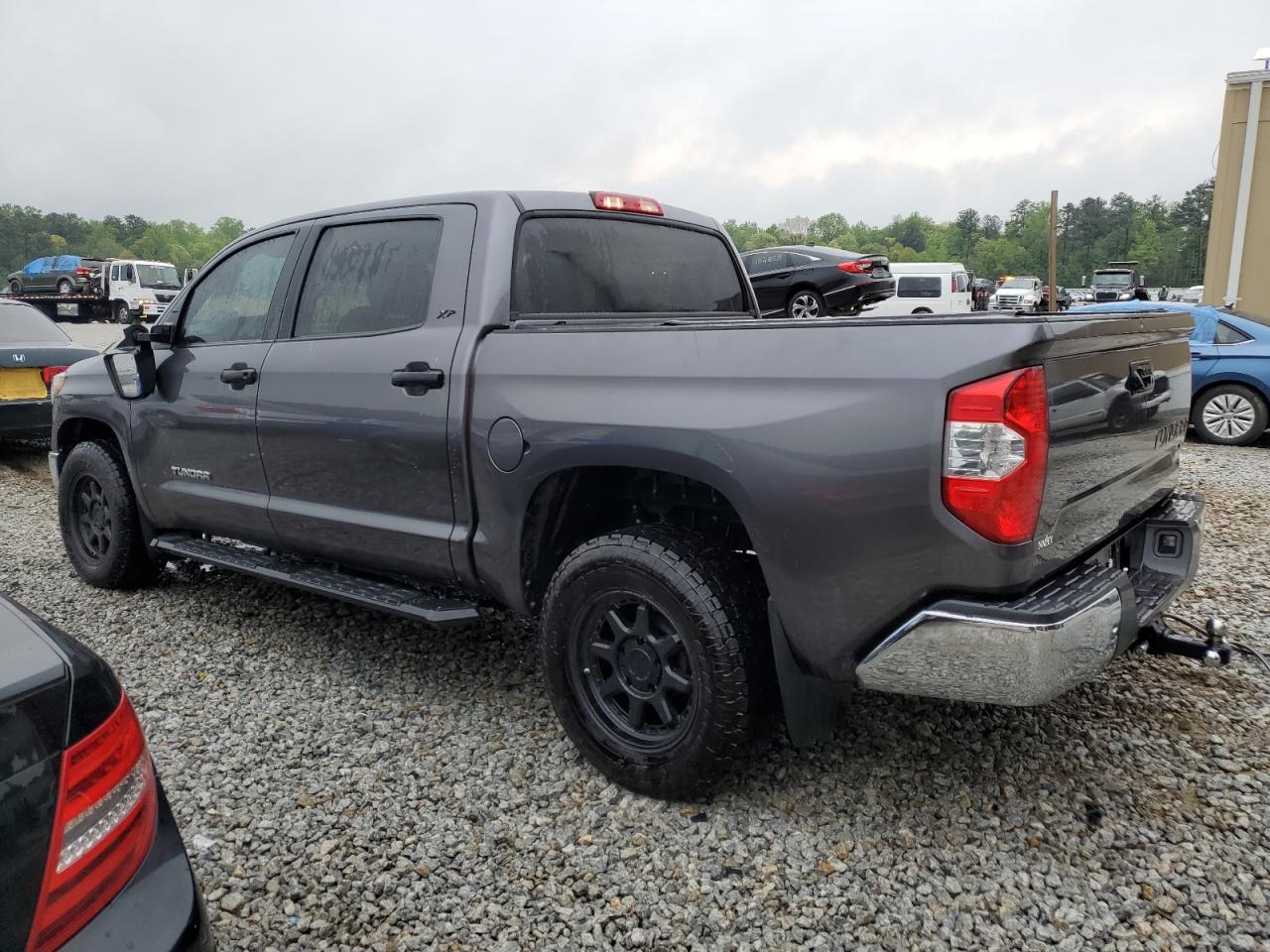 Photo 1 VIN: 5TFEY5F16KX245469 - TOYOTA TUNDRA 