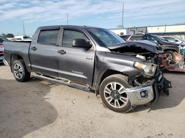 Photo 3 VIN: 5TFEY5F16KX246640 - TOYOTA TUNDRA 