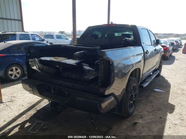 Photo 3 VIN: 5TFEY5F16MX282783 - TOYOTA TUNDRA 