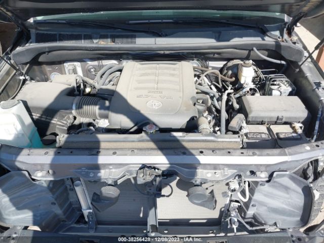 Photo 9 VIN: 5TFEY5F16MX282783 - TOYOTA TUNDRA 