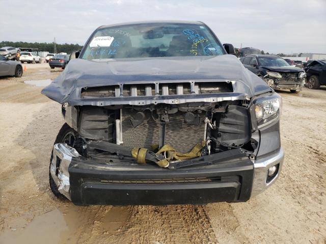 Photo 4 VIN: 5TFEY5F16MX293590 - TOYOTA TUNDRA 