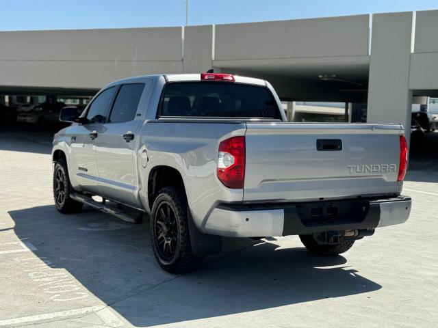 Photo 2 VIN: 5TFEY5F16MX296845 - TOYOTA TUNDRA 