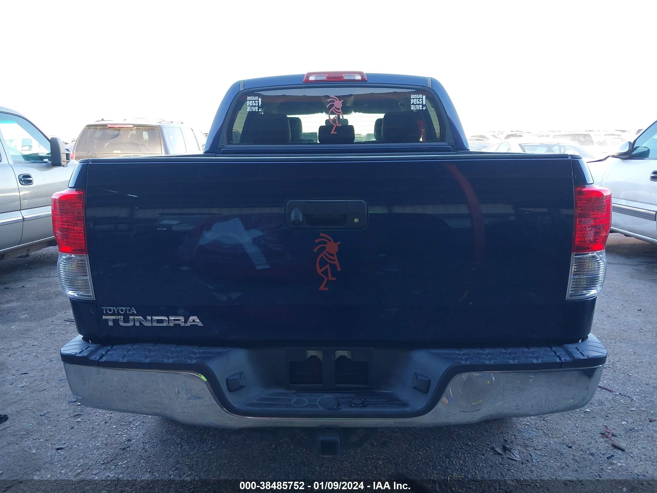 Photo 14 VIN: 5TFEY5F17BX111134 - TOYOTA TUNDRA 