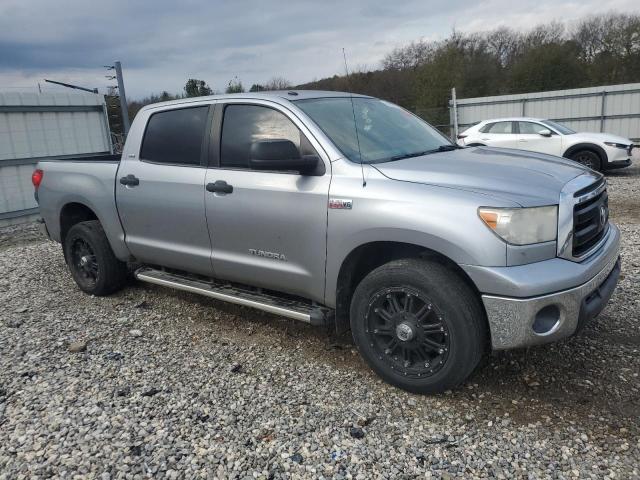 Photo 3 VIN: 5TFEY5F17CX118554 - TOYOTA TUNDRA CRE 