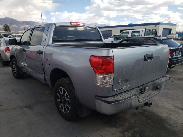 Photo 2 VIN: 5TFEY5F17CX124838 - TOYOTA TUNDRA CRE 