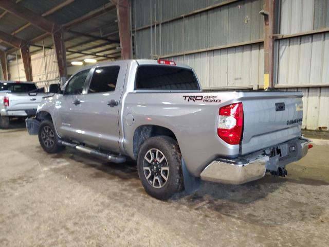 Photo 1 VIN: 5TFEY5F17JX235371 - TOYOTA TUNDRA 