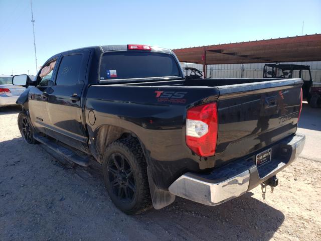 Photo 2 VIN: 5TFEY5F17JX239582 - TOYOTA TUNDRA CRE 