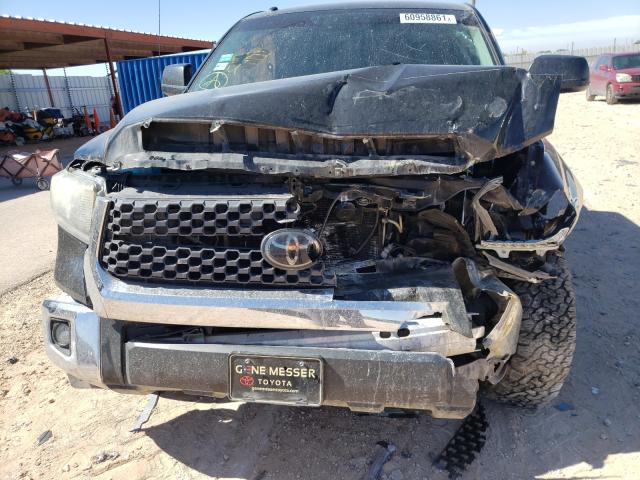 Photo 8 VIN: 5TFEY5F17JX239582 - TOYOTA TUNDRA CRE 