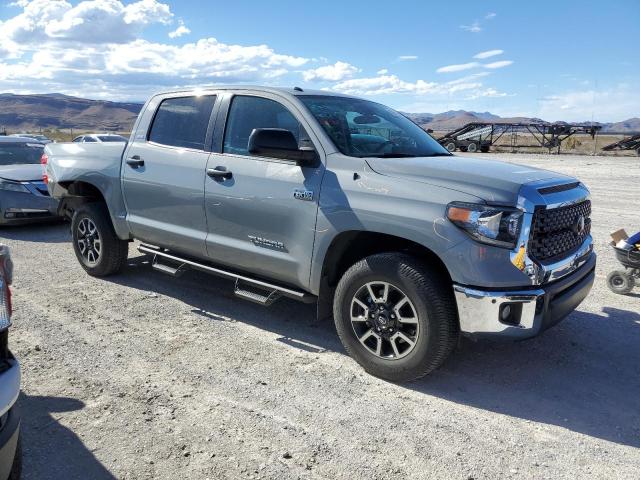 Photo 3 VIN: 5TFEY5F17KX245626 - TOYOTA TUNDRA CRE 