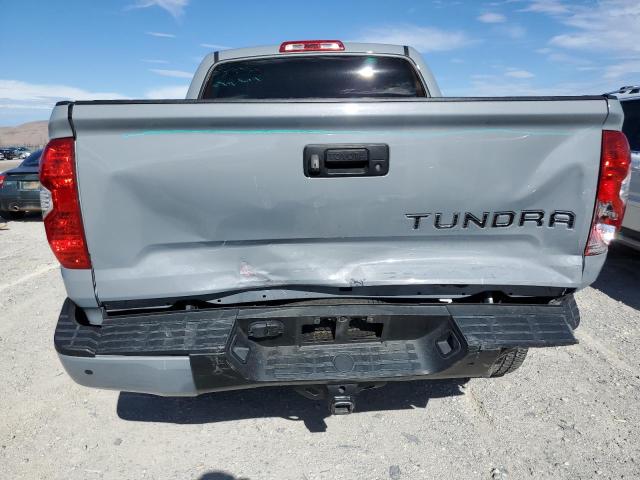 Photo 5 VIN: 5TFEY5F17KX245626 - TOYOTA TUNDRA CRE 