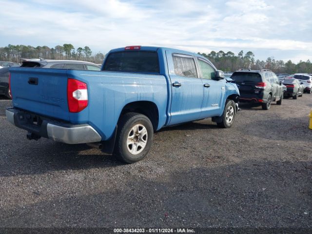 Photo 3 VIN: 5TFEY5F17KX246162 - TOYOTA TUNDRA 