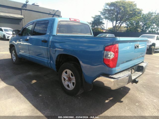 Photo 2 VIN: 5TFEY5F17KX246162 - TOYOTA TUNDRA 