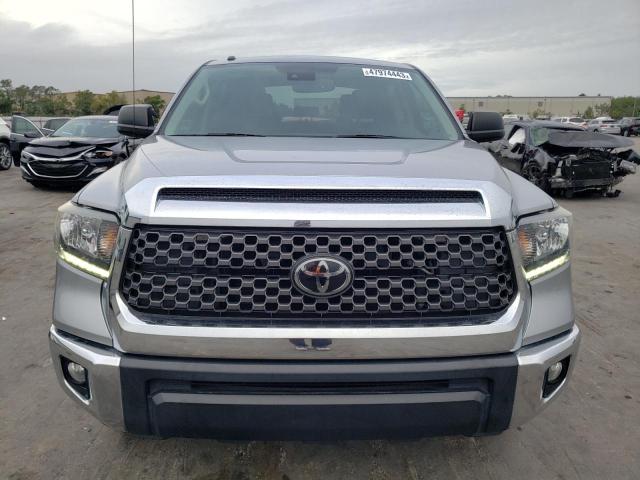 Photo 4 VIN: 5TFEY5F17KX246968 - TOYOTA TUNDRA CRE 