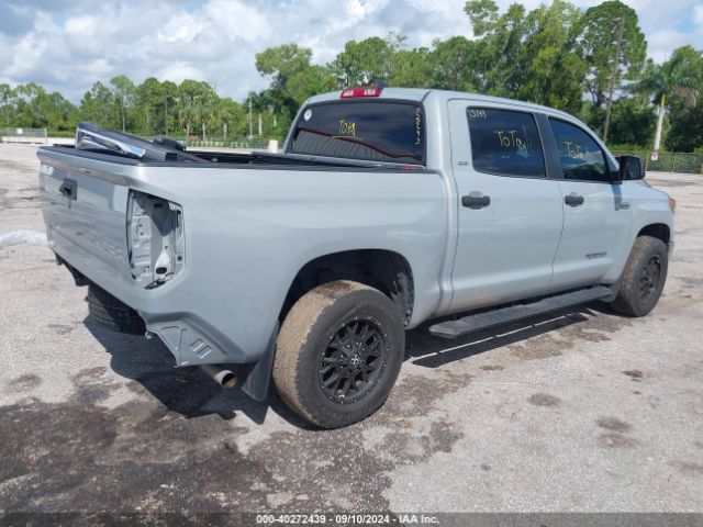 Photo 3 VIN: 5TFEY5F17LX261360 - TOYOTA TUNDRA 