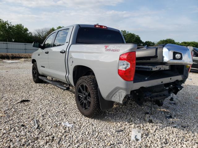 Photo 2 VIN: 5TFEY5F17LX266591 - TOYOTA TUNDRA CRE 