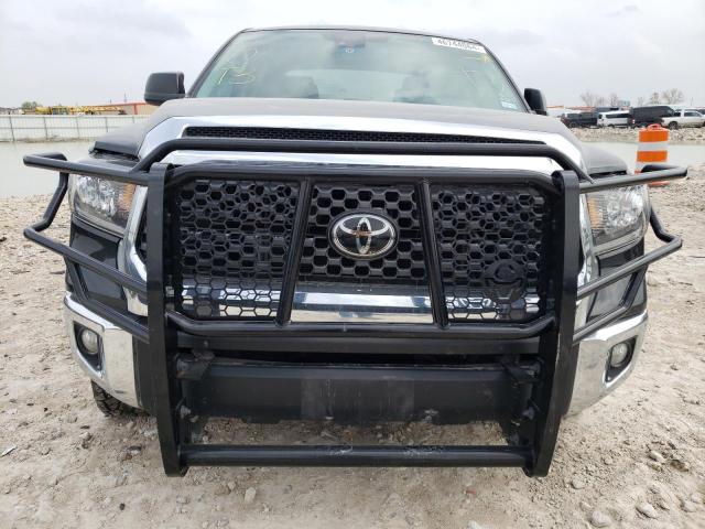 Photo 4 VIN: 5TFEY5F17MX277530 - TOYOTA TUNDRA 