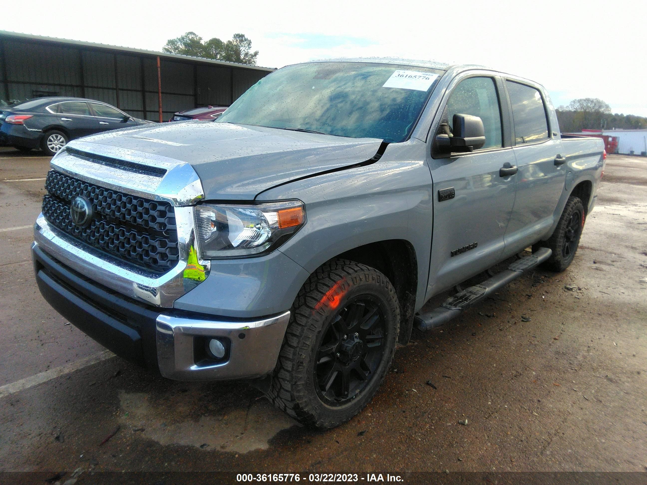 Photo 1 VIN: 5TFEY5F17MX281108 - TOYOTA TUNDRA 