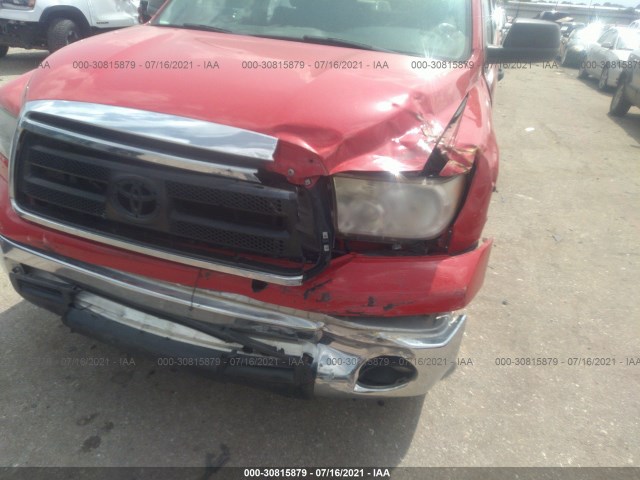 Photo 5 VIN: 5TFEY5F18BX107738 - TOYOTA TUNDRA 2WD TRUCK 