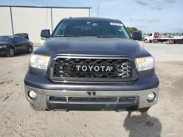 Photo 4 VIN: 5TFEY5F18CX125187 - TOYOTA TUNDRA 