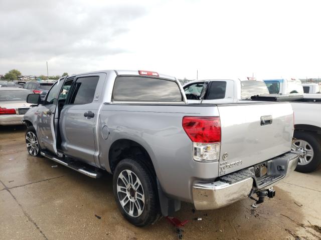 Photo 2 VIN: 5TFEY5F18CX125500 - TOYOTA TUNDRA CRE 