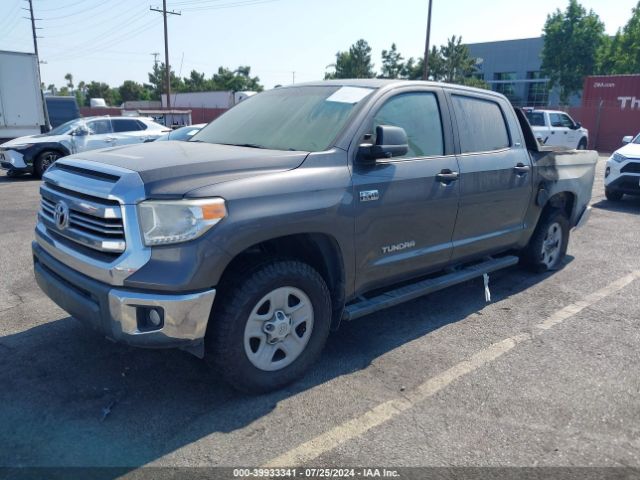 Photo 1 VIN: 5TFEY5F18GX211217 - TOYOTA TUNDRA 