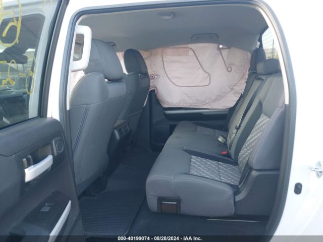 Photo 7 VIN: 5TFEY5F18JX232561 - TOYOTA TUNDRA 