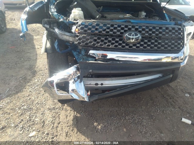 Photo 5 VIN: 5TFEY5F18JX233077 - TOYOTA TUNDRA 2WD 