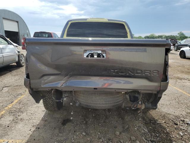 Photo 5 VIN: 5TFEY5F18JX236948 - TOYOTA TUNDRA 