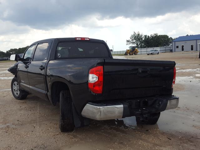 Photo 2 VIN: 5TFEY5F18JX237162 - TOYOTA TUNDRA CRE 