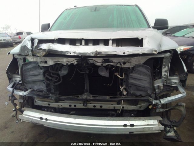 Photo 5 VIN: 5TFEY5F18JX239283 - TOYOTA TUNDRA 2WD 