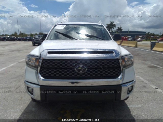 Photo 5 VIN: 5TFEY5F18JX242782 - TOYOTA TUNDRA 2WD 