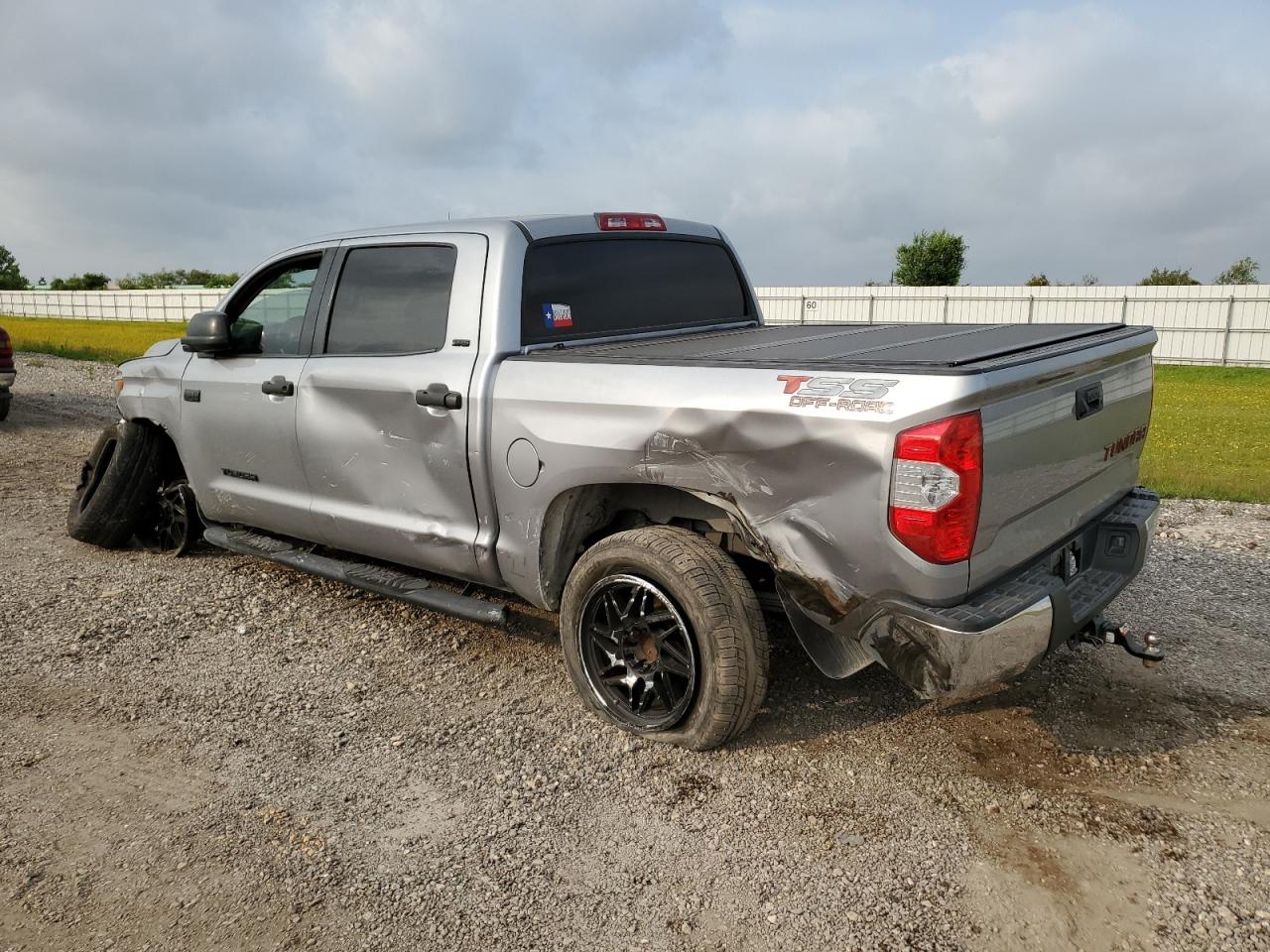 Photo 1 VIN: 5TFEY5F18KX254822 - TOYOTA TUNDRA 