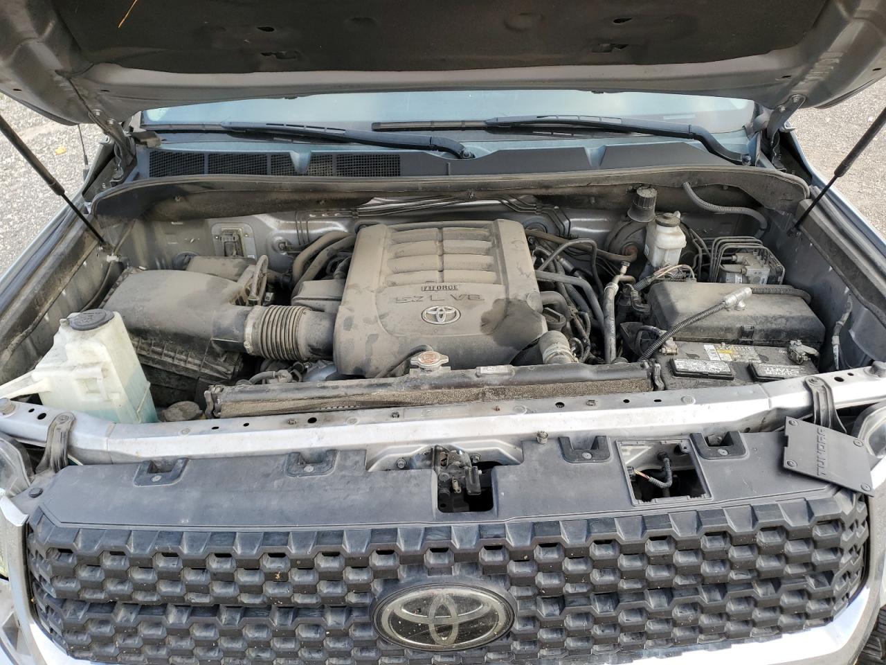 Photo 10 VIN: 5TFEY5F18KX254822 - TOYOTA TUNDRA 