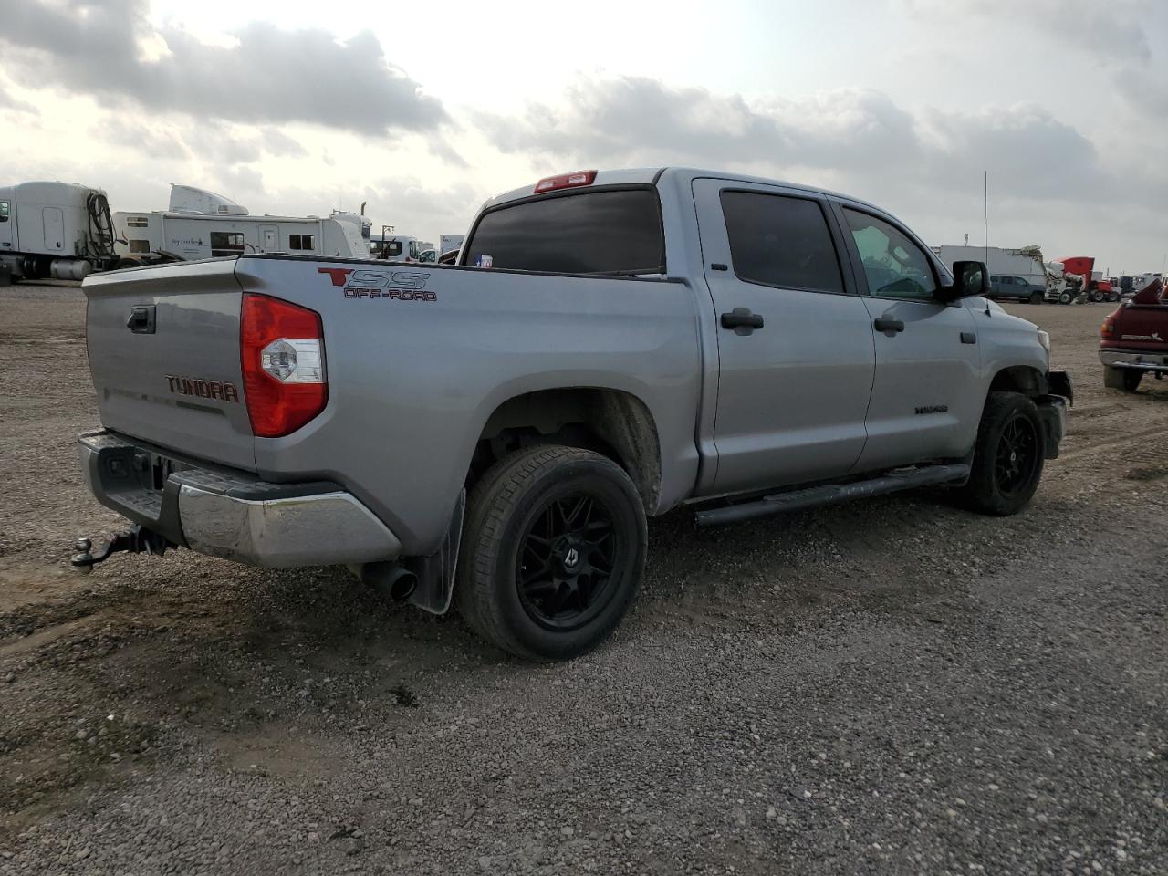 Photo 2 VIN: 5TFEY5F18KX254822 - TOYOTA TUNDRA 