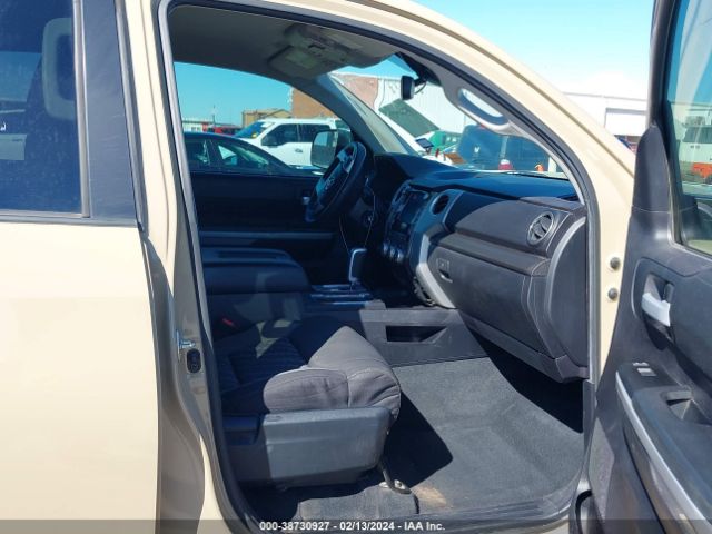 Photo 4 VIN: 5TFEY5F18LX262534 - TOYOTA TUNDRA 