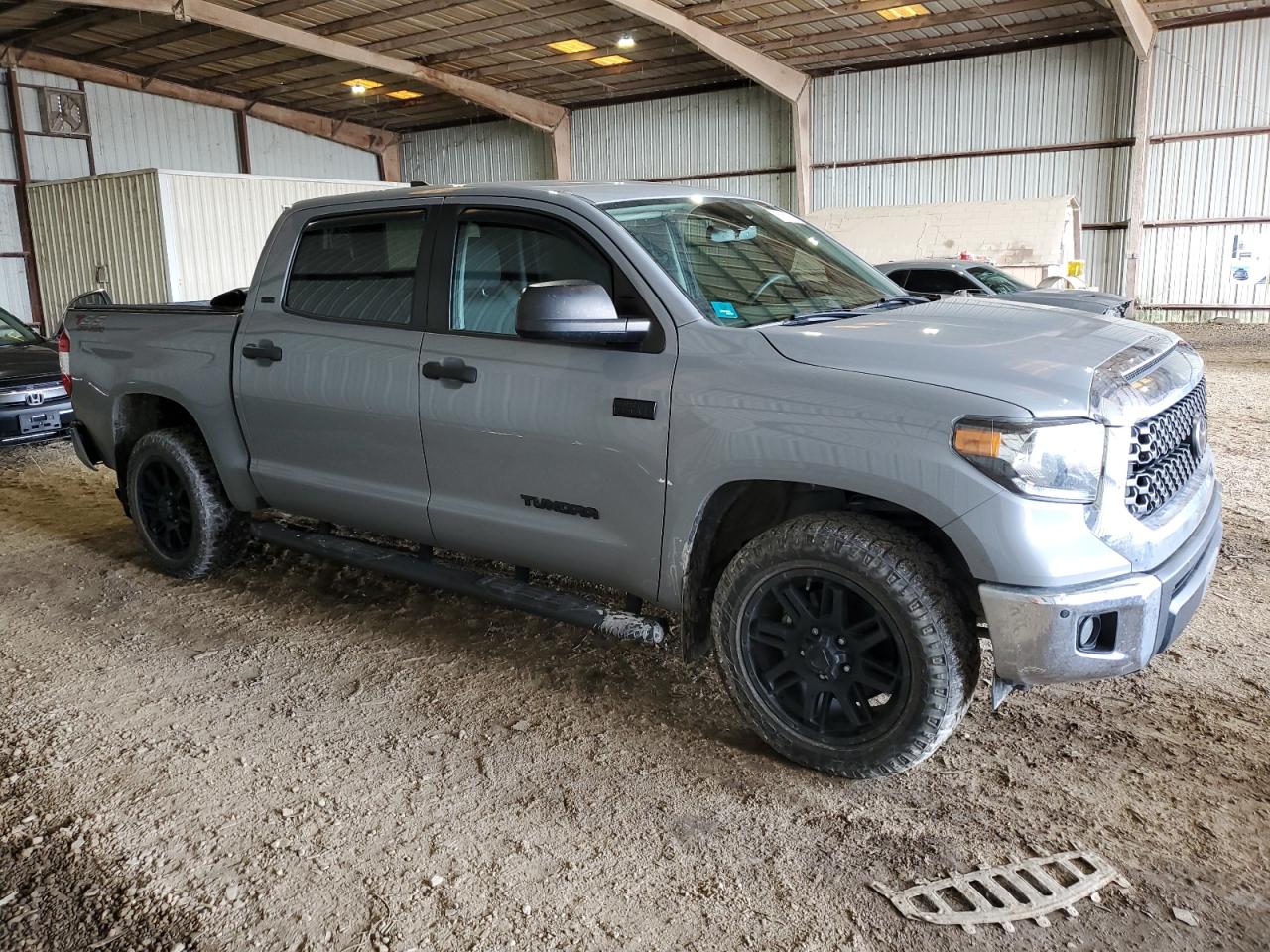 Photo 3 VIN: 5TFEY5F18MX292991 - TOYOTA TUNDRA 