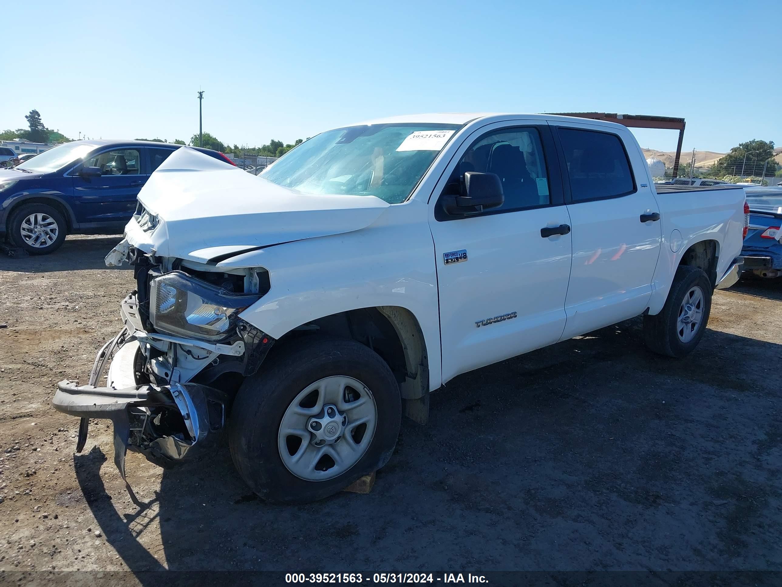 Photo 1 VIN: 5TFEY5F18MX293669 - TOYOTA TUNDRA 