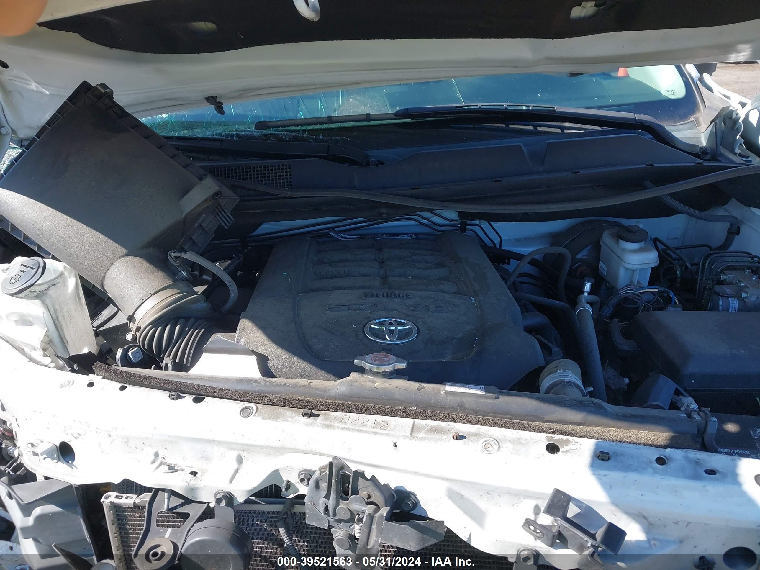 Photo 9 VIN: 5TFEY5F18MX293669 - TOYOTA TUNDRA 