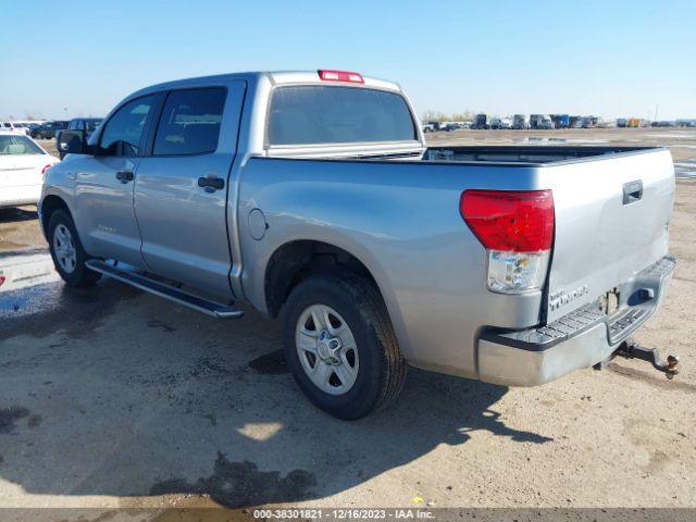 Photo 2 VIN: 5TFEY5F19BX102709 - TOYOTA TUNDRA 