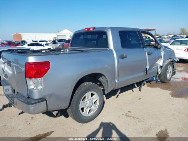 Photo 3 VIN: 5TFEY5F19BX102709 - TOYOTA TUNDRA 